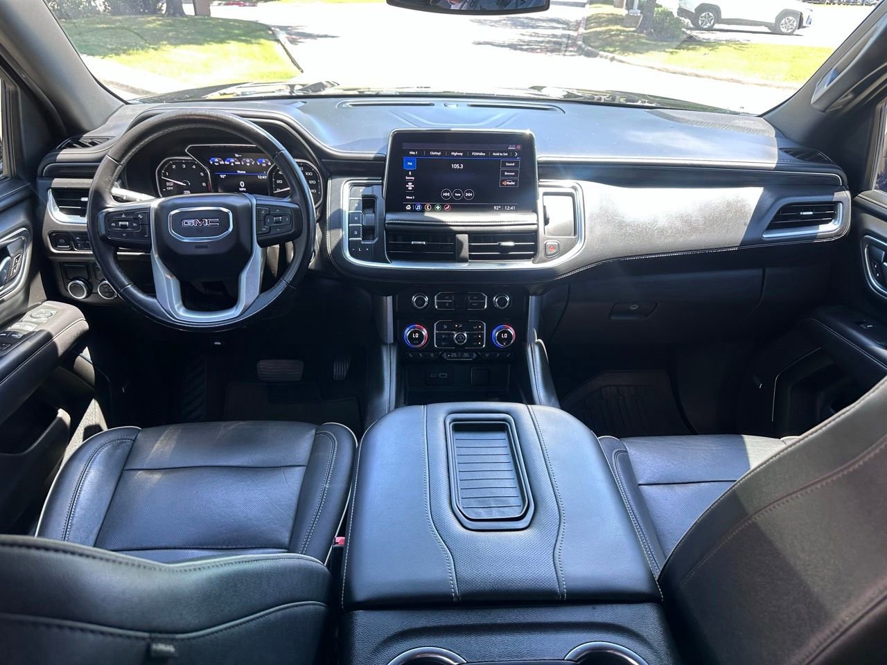Used 2021 GMC Yukon SLT RWD image 17