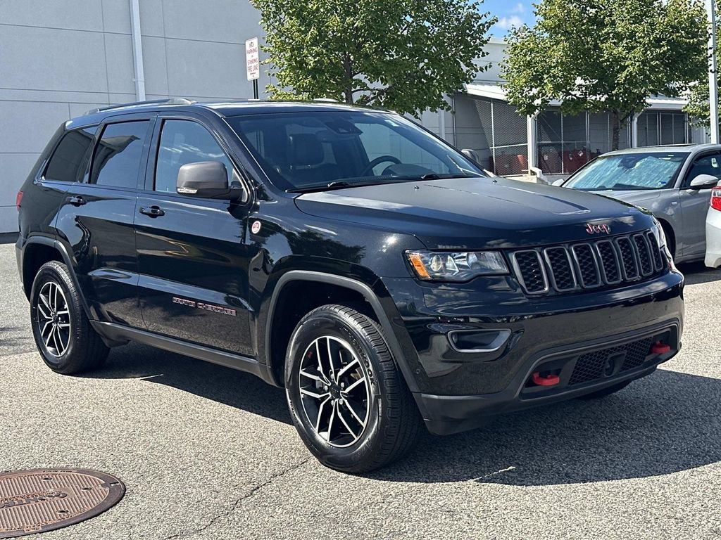 Used 2021 Jeep Grand Cherokee Trailhawk w/ Trailhawk Luxury Group AWD/4WD image 10