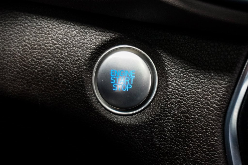 Used 2020 Hyundai Santa Fe Limited image 40