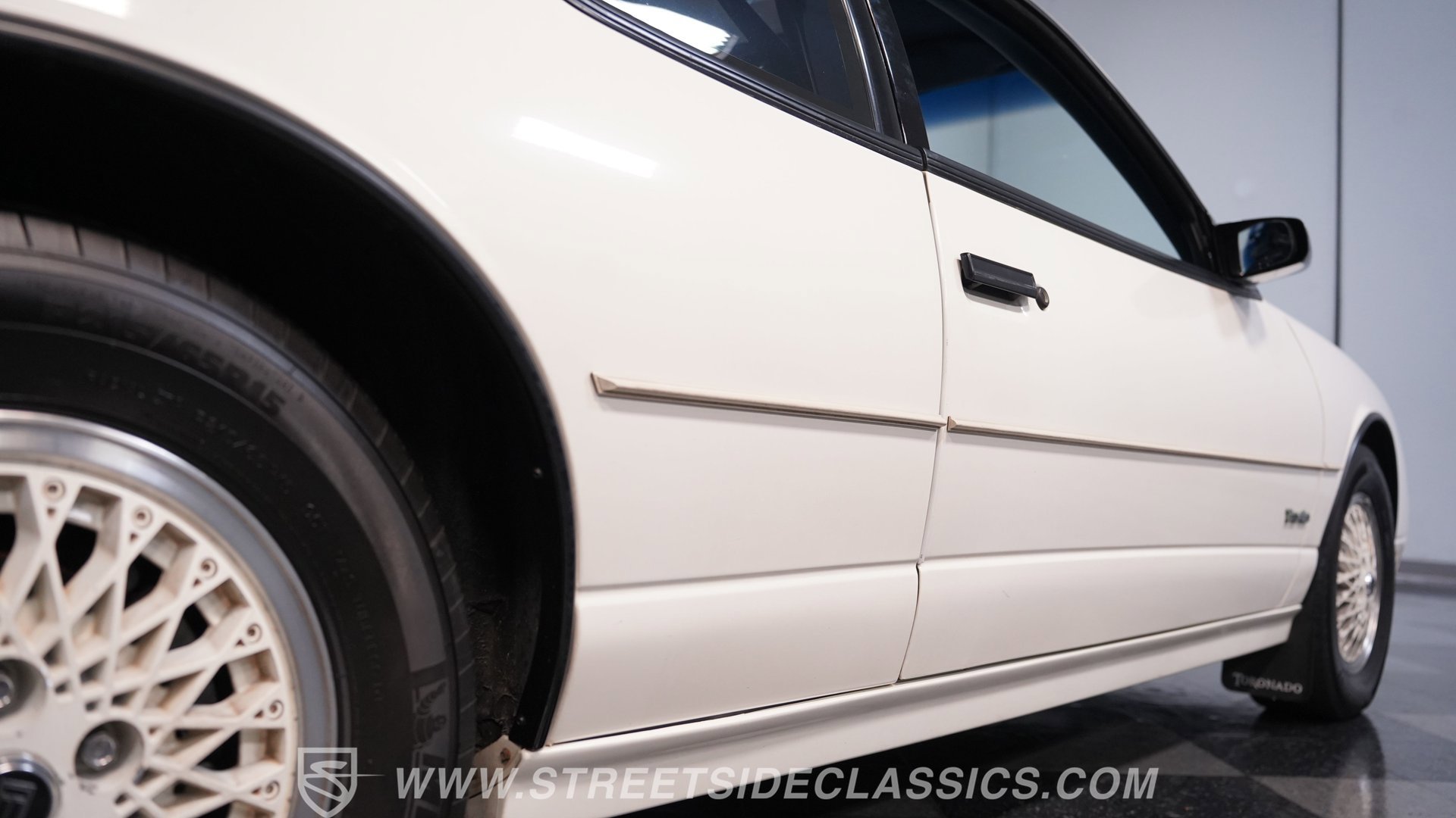 Used 1989 Oldsmobile Toronado Trofeo image 23