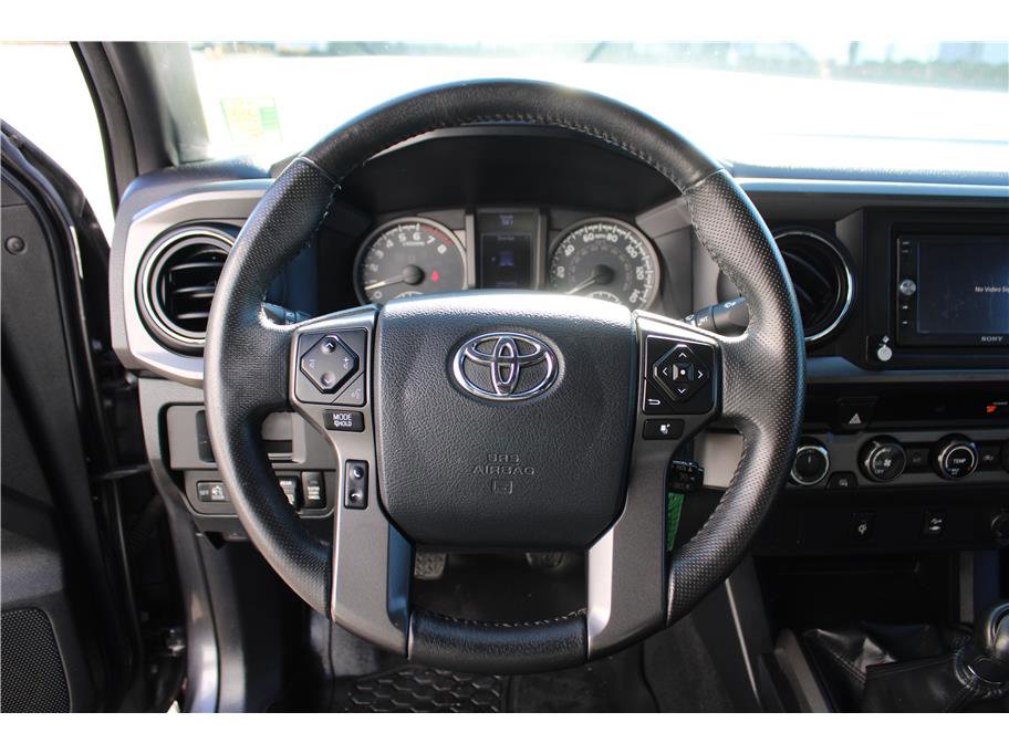 Used 2017 Toyota Tacoma TRD Off-Road w/ Tow Package image 16