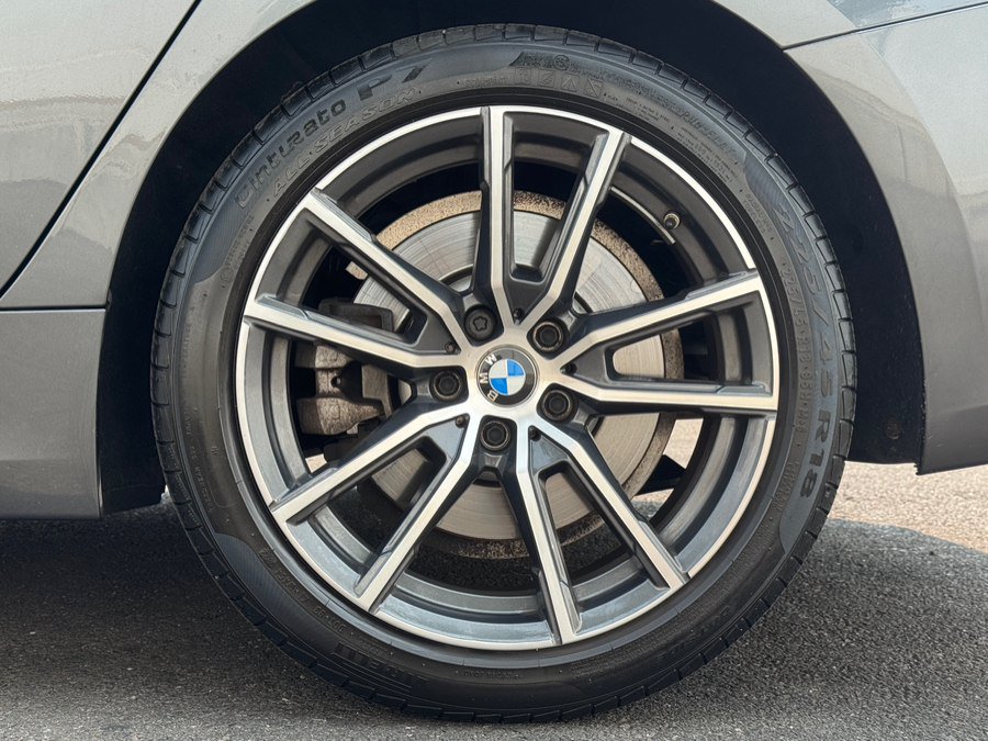 Used 2021 BMW 330i xDrive w/ Driver Assist w/ Premium Package AWD/4WD image 16