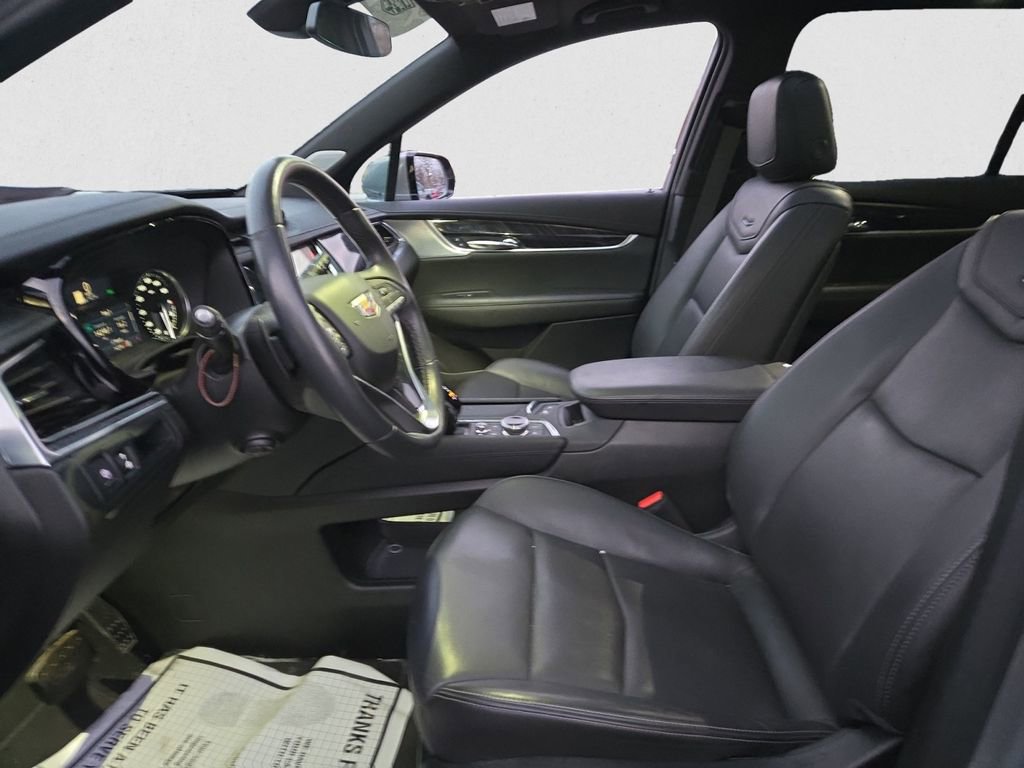Certified 2024 Cadillac XT6 Premium Luxury image 10