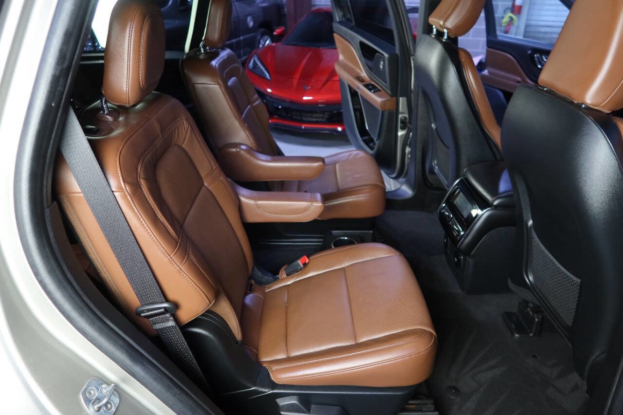 Used 2023 Lincoln Aviator Reserve w/ Equipment Group 201A image 15