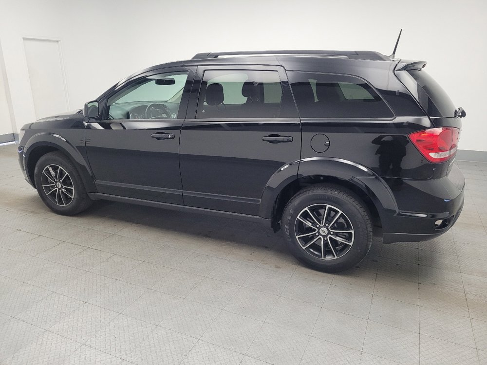 Used 2018 Dodge Journey SXT w/ Blacktop Package FWD image 3
