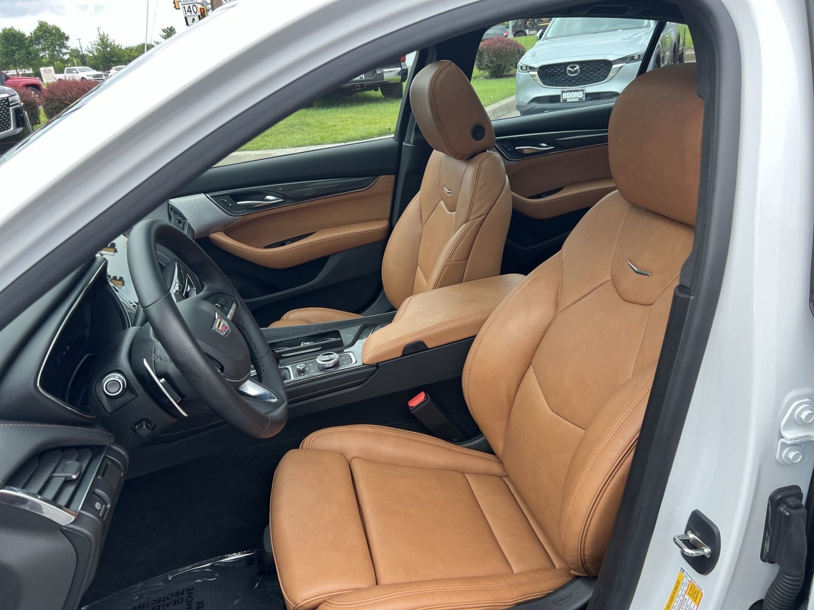 Used 2023 Cadillac CT5 V w/ Platinum Package RWD image 13