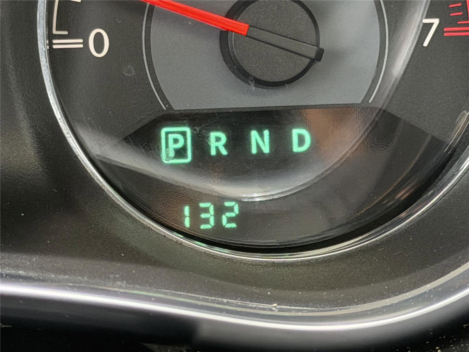 Used 2014 Chrysler 200 Limited w/ Sun/Sound Group FWD image 29
