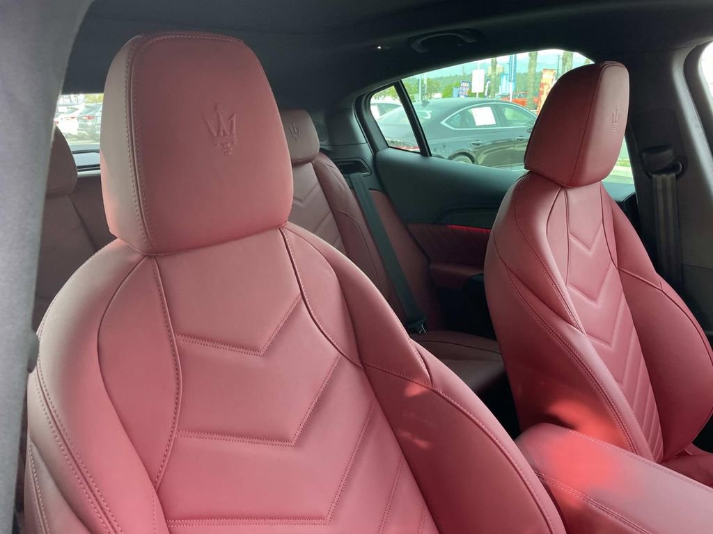 New 2026 Maserati Grecale Modena image 27