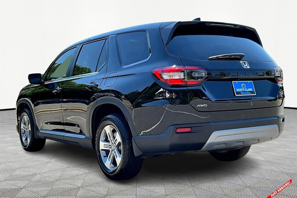 Certified 2025 Honda Pilot EX-L image 4