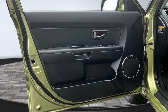 Used 2011 Kia Soul + w/ Audio Pkg FWD image 18