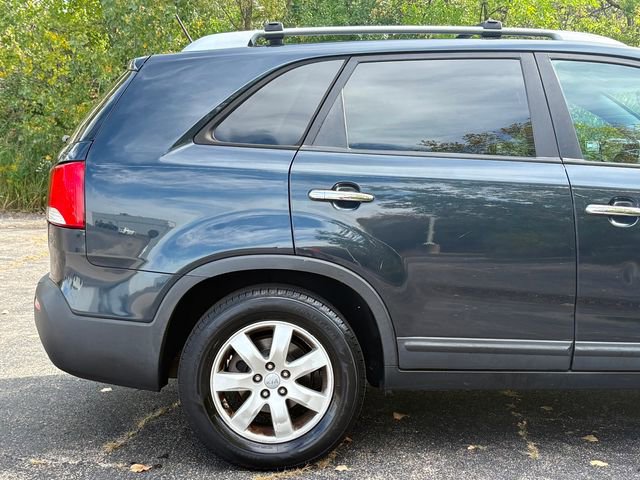 Used 2012 Kia Sorento LX w/ Convenience Pkg image 17