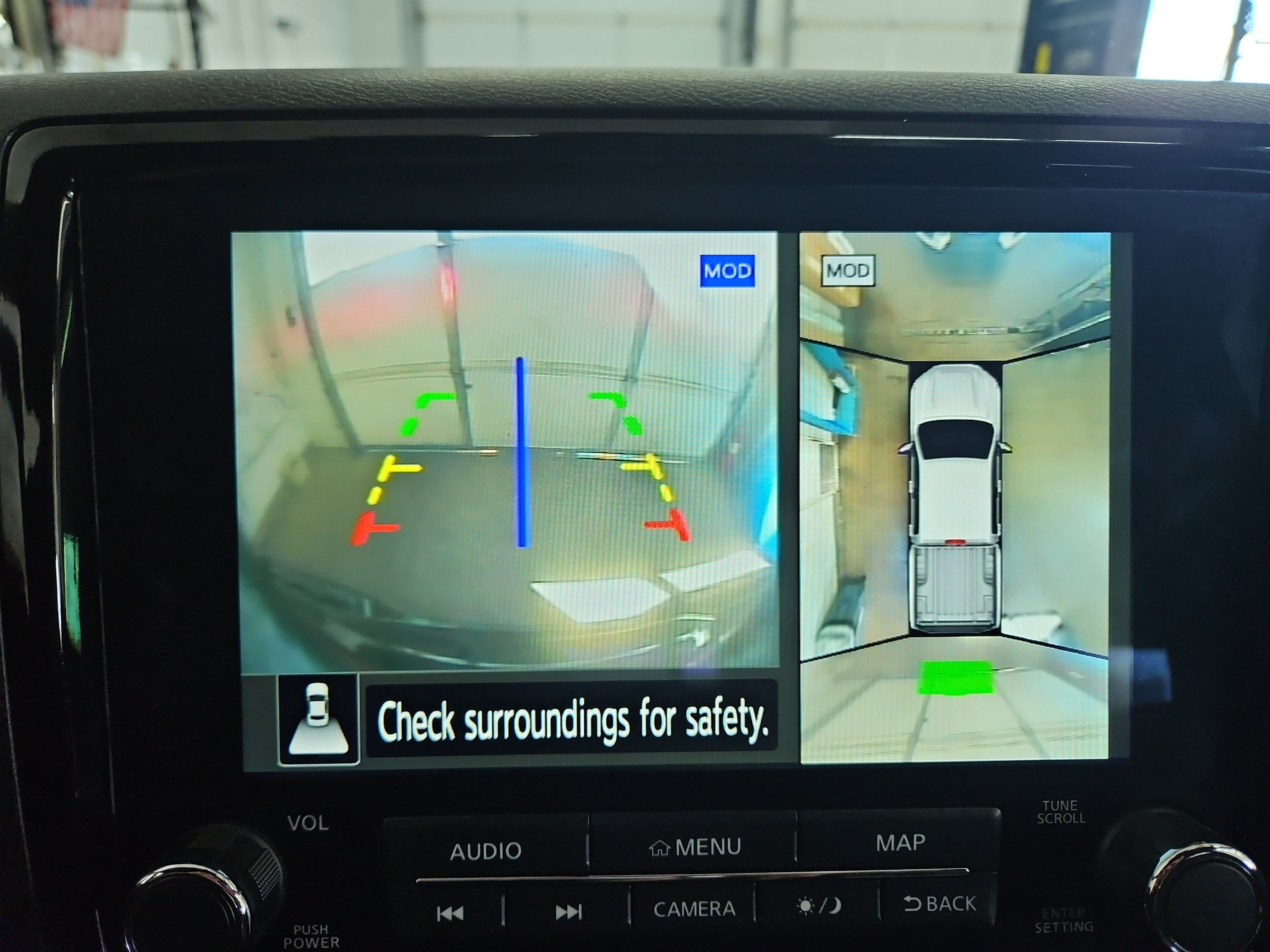 Used 2023 Nissan Frontier PRO-4X w/ Pro-4X Premium Package image 18