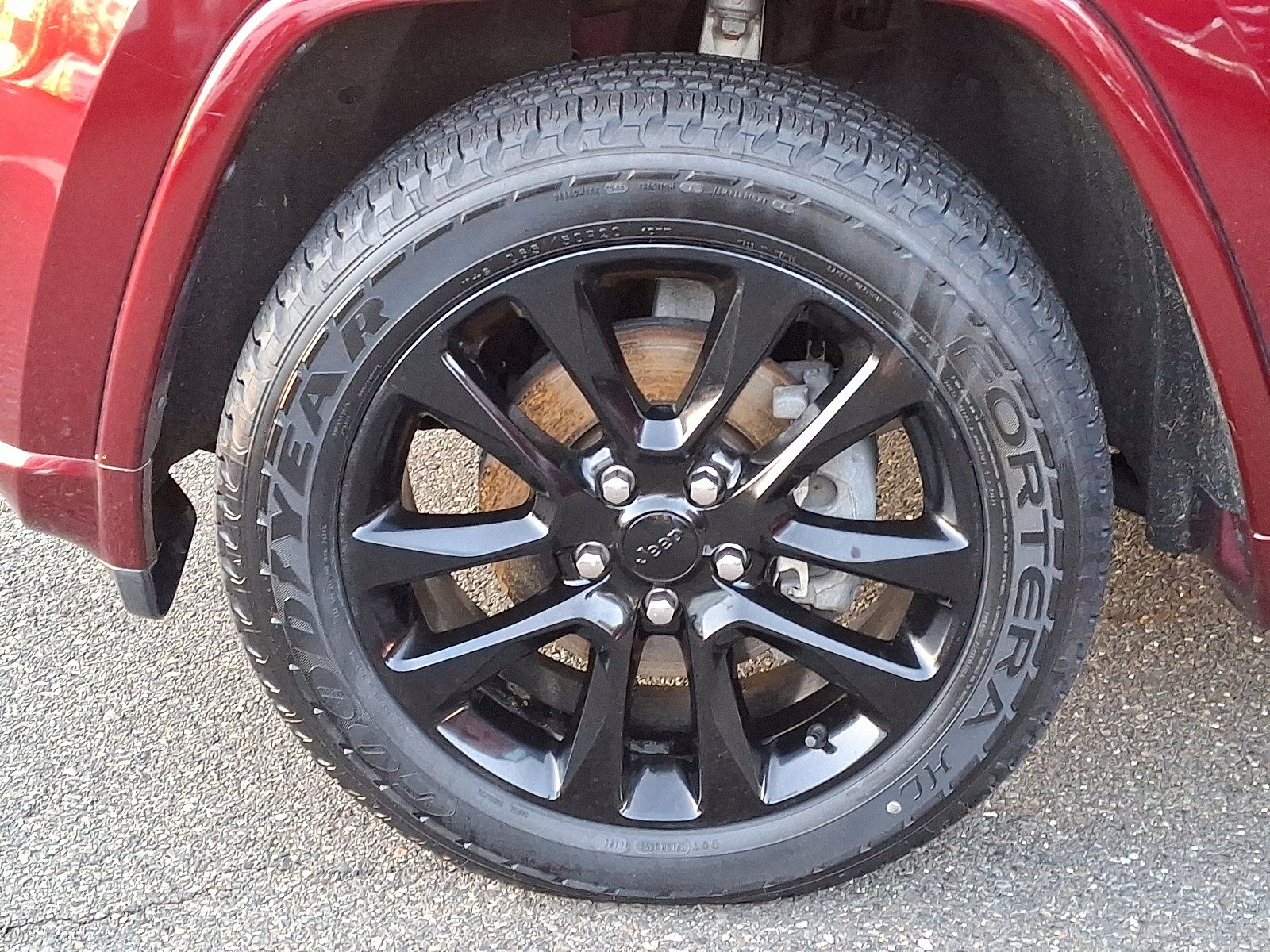 Used 2020 Jeep Grand Cherokee Altitude image 28