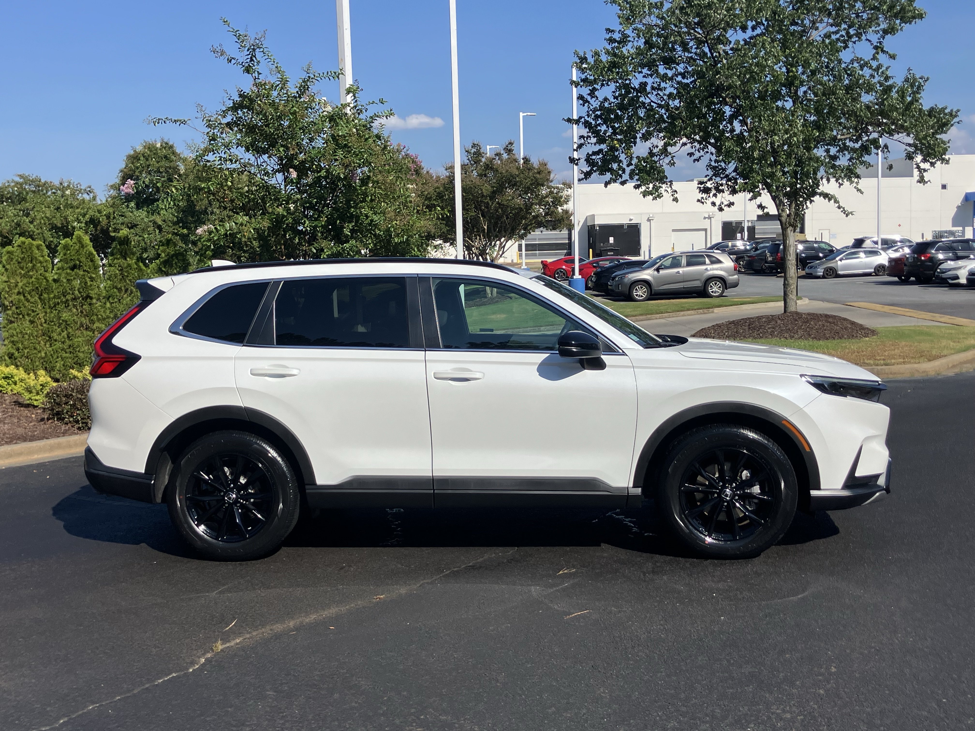 Used 2023 Honda CR-V Sport image 11