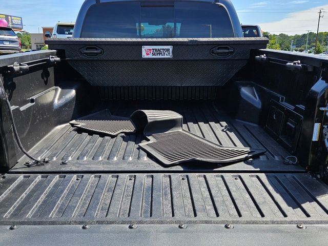 Used 2020 Toyota Tacoma TRD Off-Road w/ Technology Package image 11