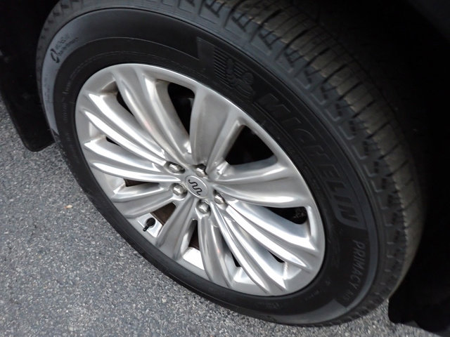 Used 2023 Ford Explorer King Ranch w/ Technology Package image 13