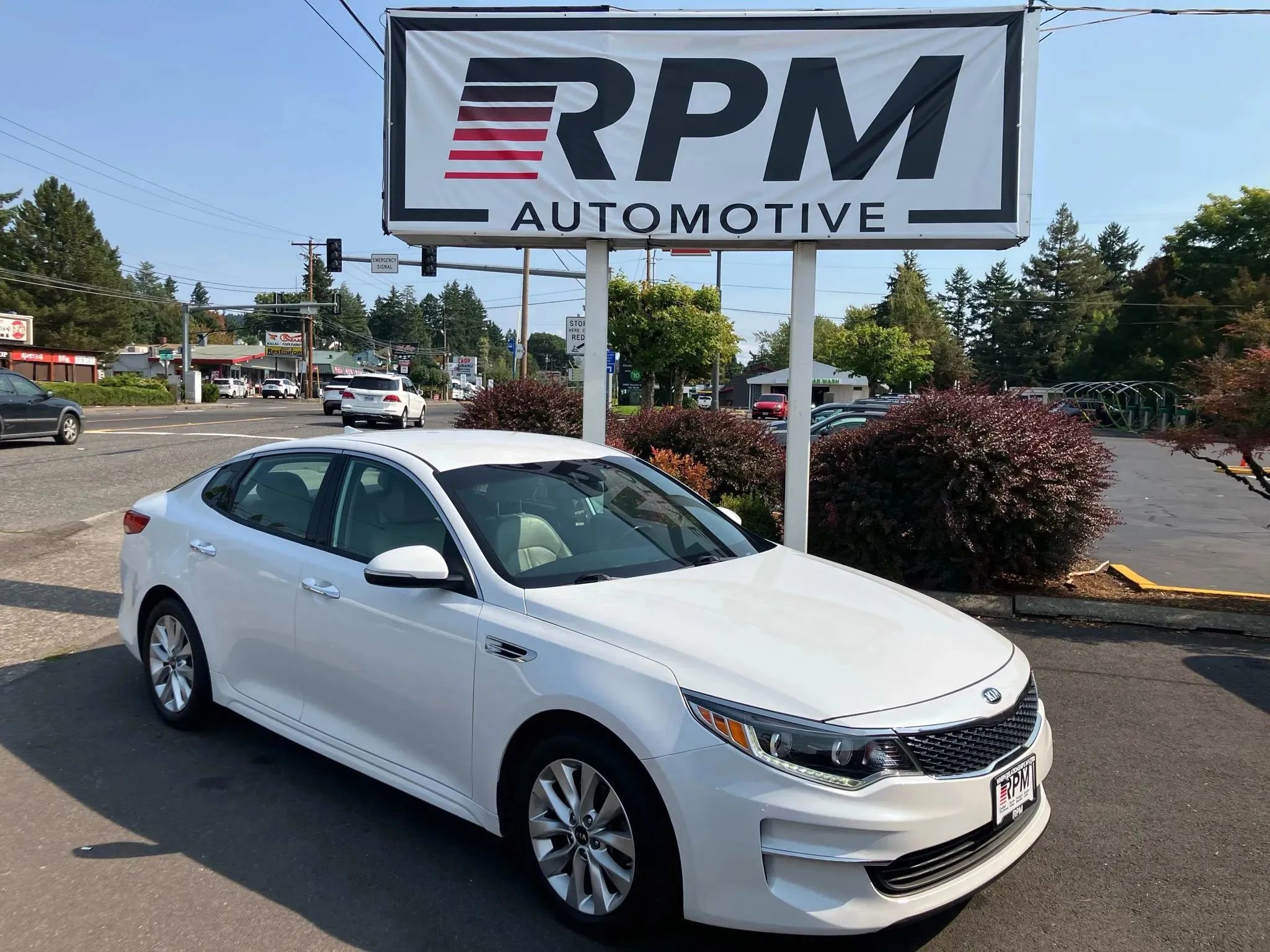Used 2016 Kia Optima EX image 1