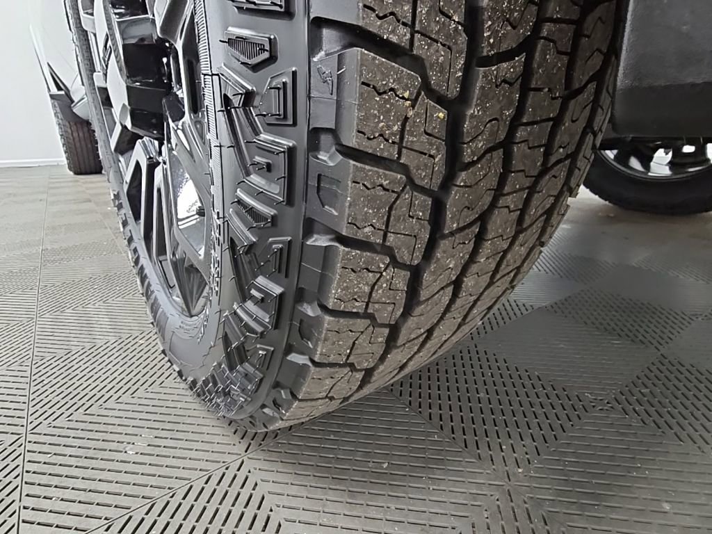 New 2026 GMC Sierra 2500 Denali w/ Denali Reserve Package image 48