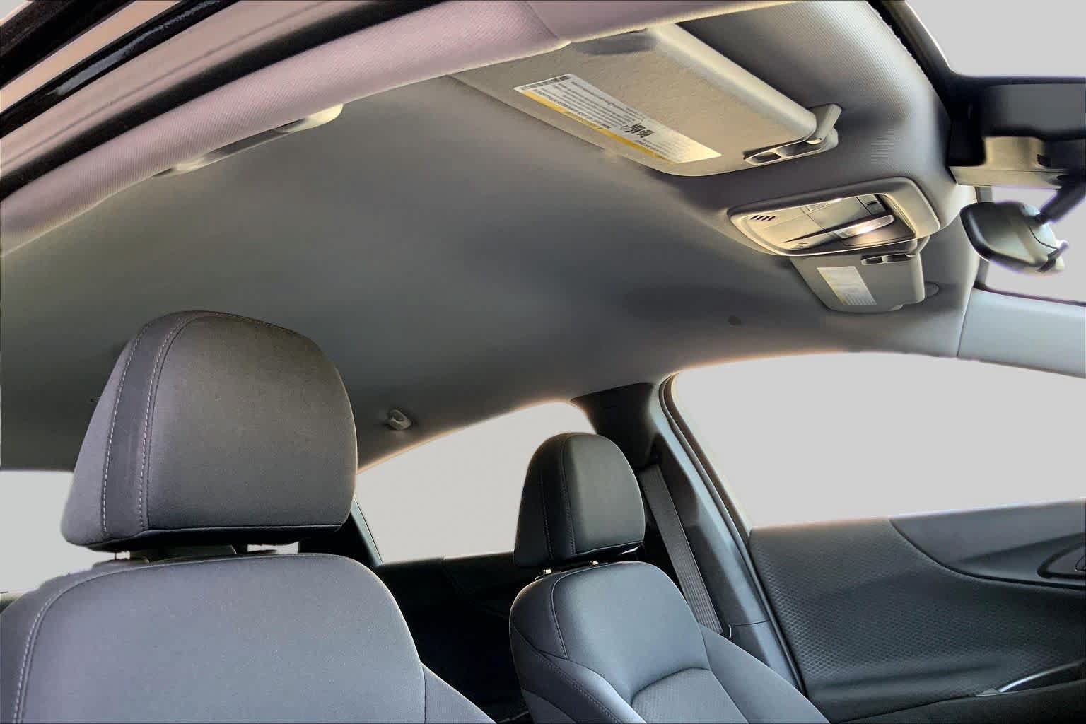 Used 2025 Chevrolet Malibu LT FWD image 14