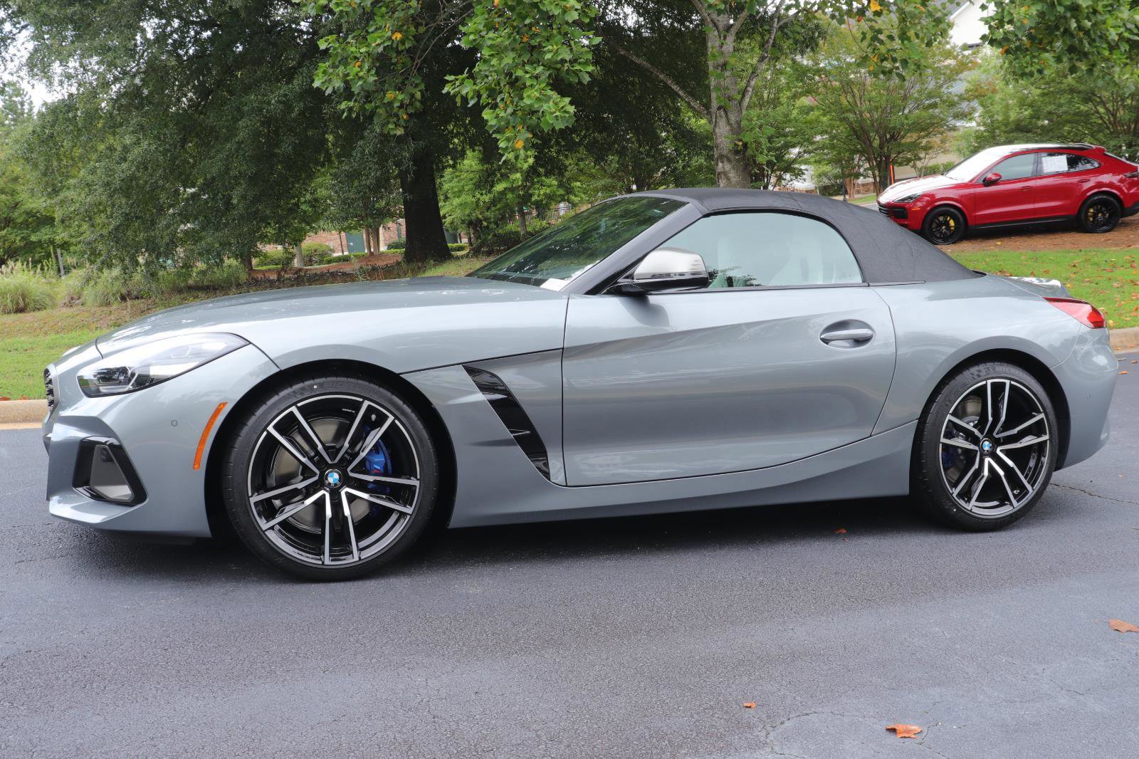New 2026 BMW Z4 M40i w/ Premium Package image 4