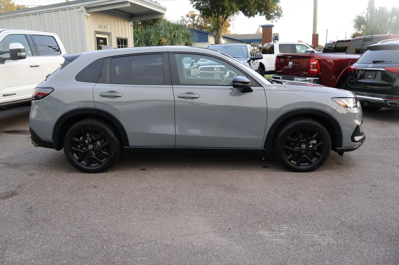 Used 2024 Honda HR-V Sport image 4