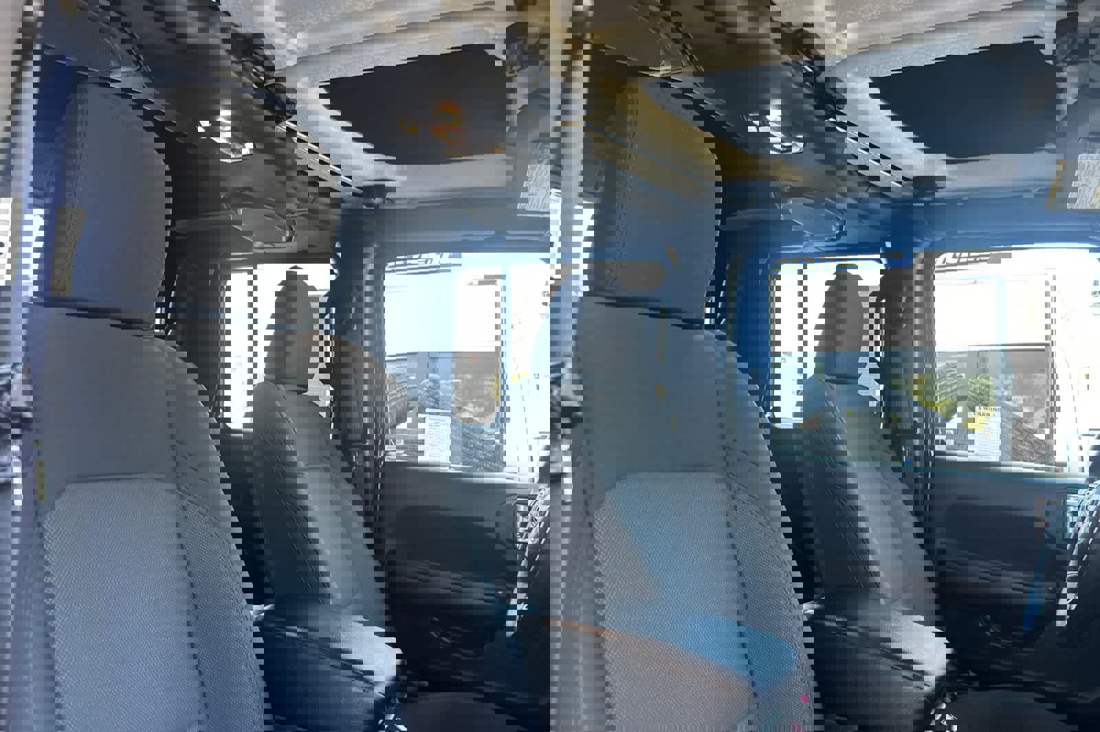 Used 2022 Jeep Gladiator Sport image 18