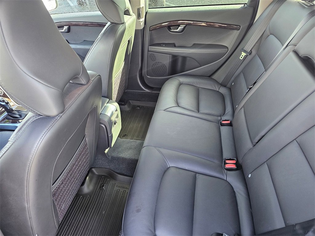 Used 2016 Volvo XC70 T5 Premier w/ Proximity Package image 10