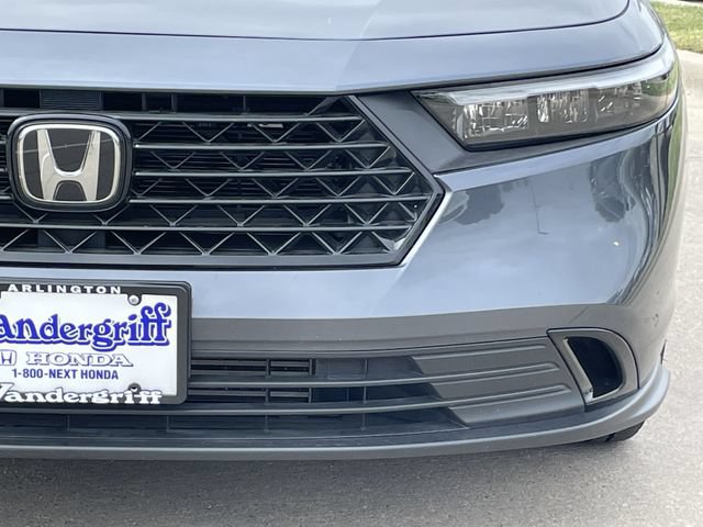 Certified 2025 Honda Accord SE image 7