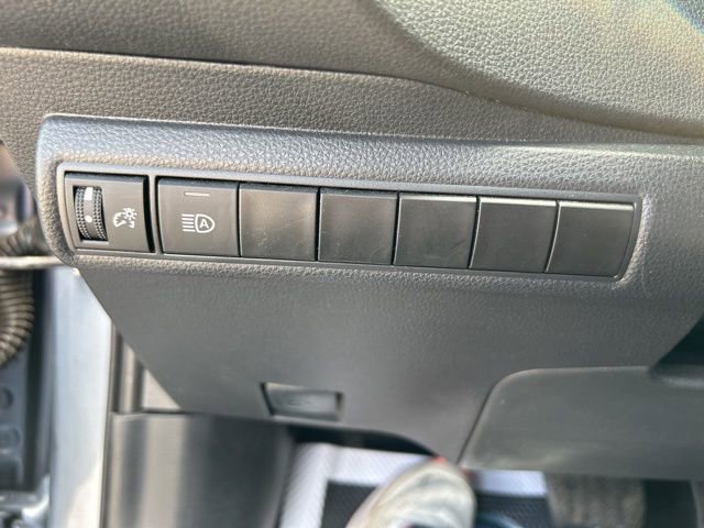 Used 2023 Toyota Corolla LE FWD image 13