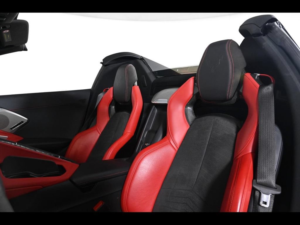 Used 2021 Chevrolet Corvette Stingray Preferred Conv w/ Z51 Performance Package RWD image 16