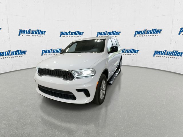 Used 2023 Dodge Durango SXT AWD/4WD image 4