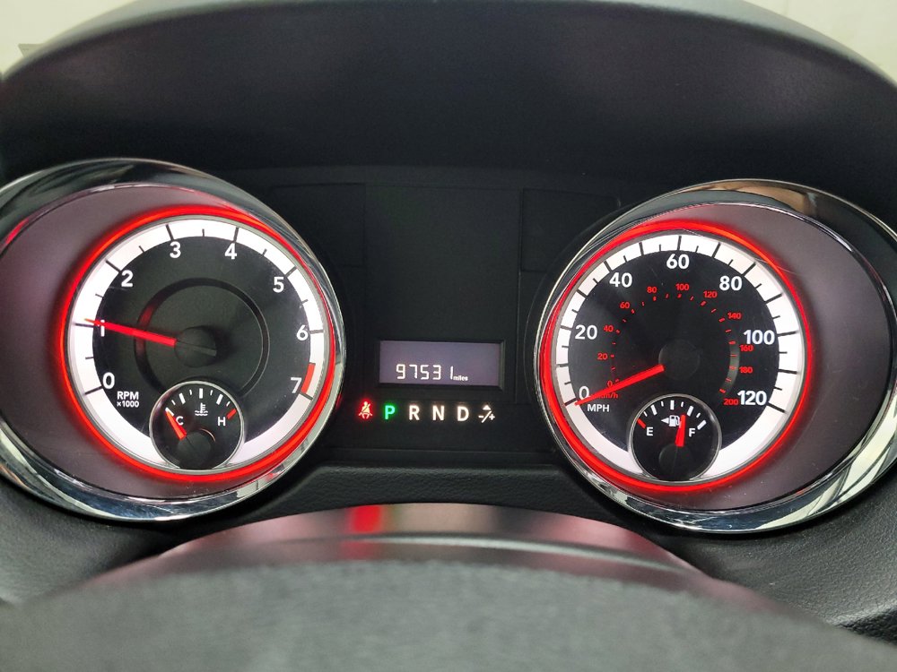 Used 2018 Dodge Grand Caravan SE FWD image 23