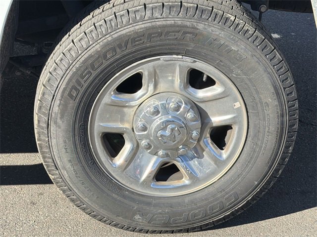 Used 2022 RAM 2500 Tradesman w/ Chrome Appearance Group image 9