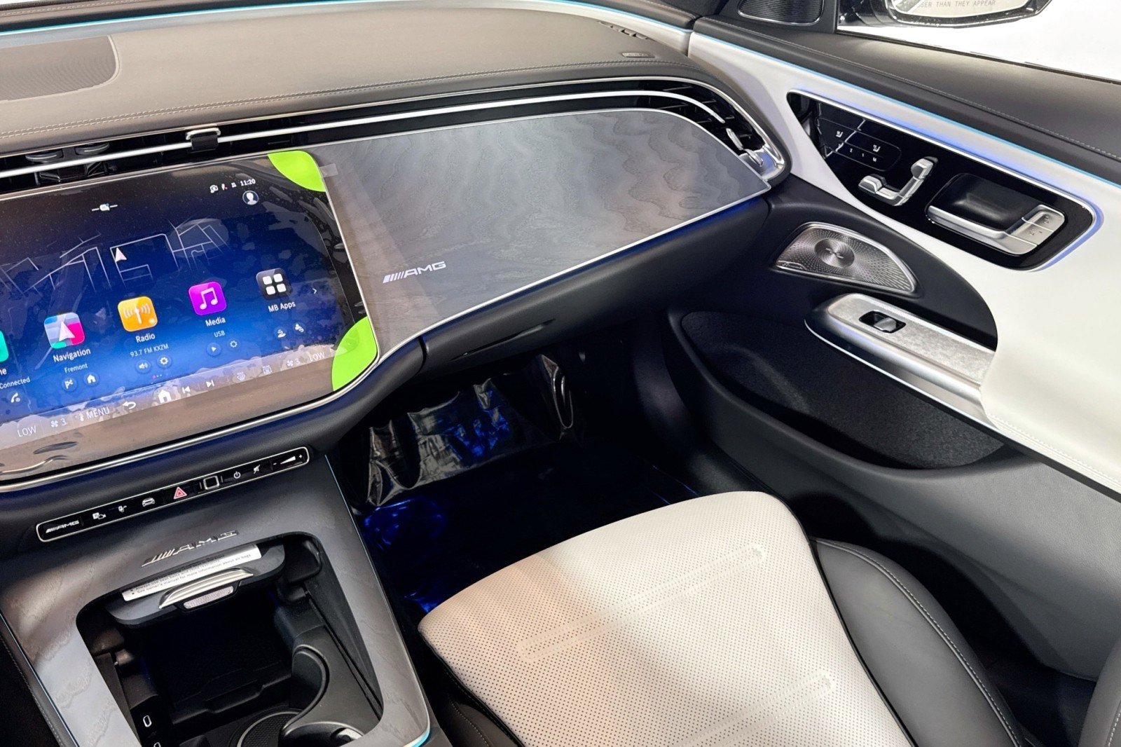 New 2026 Mercedes-Benz E 53 AMG e 4MATIC Sedan image 21