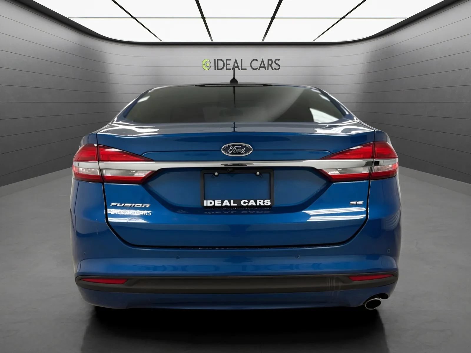Used 2018 Ford Fusion SE w/ Fusion SE Technology Package FWD image 6