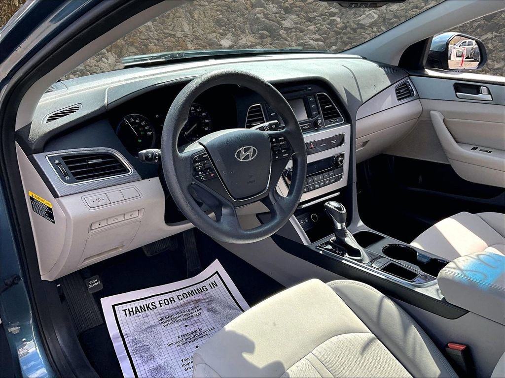 Used 2016 Hyundai Sonata SE image 12