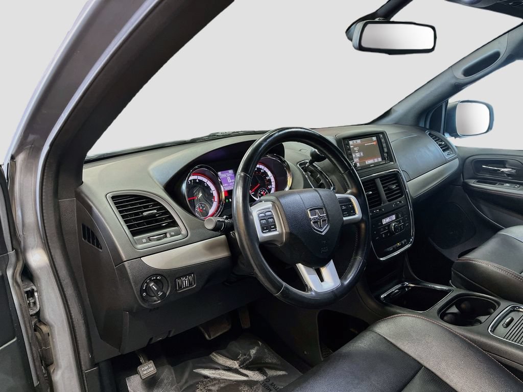Used 2019 Dodge Grand Caravan GT FWD image 9