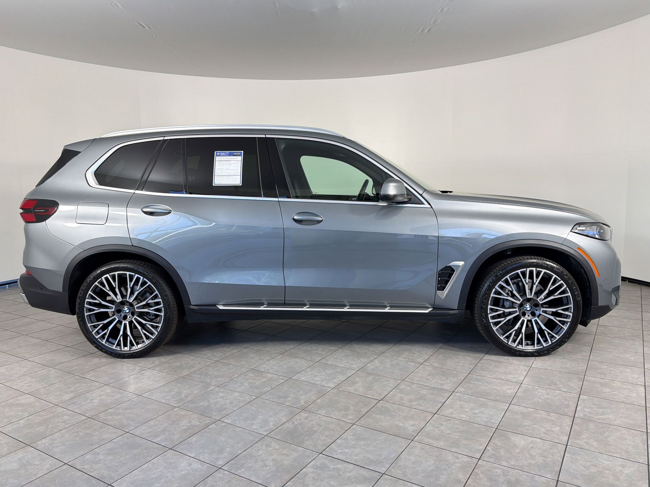 Certified 2026 BMW X5 xDrive40i AWD/4WD image 8