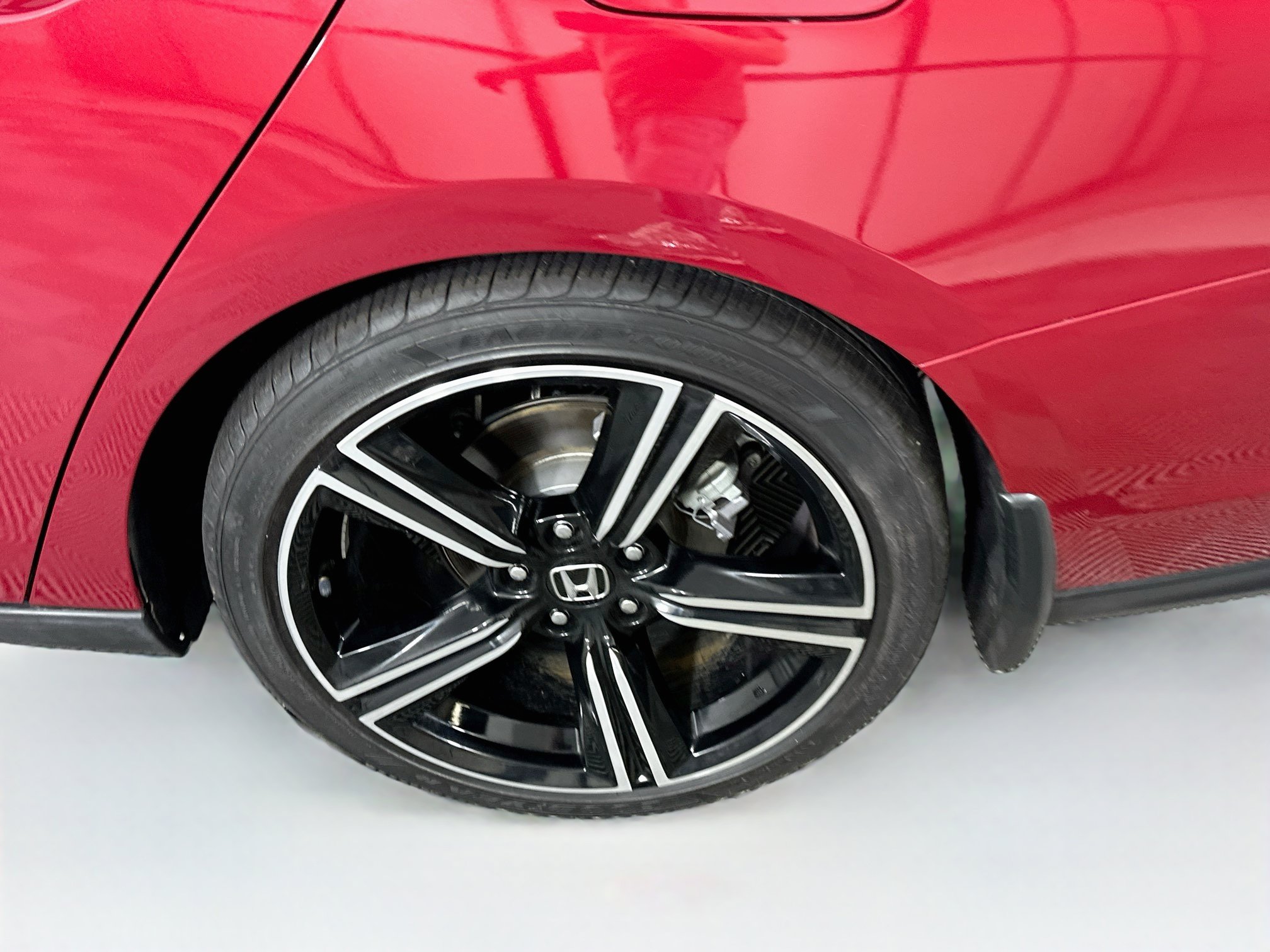 Used 2025 Honda Accord Sport image 11