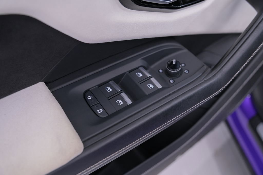 Used 2022 Lamborghini Urus image 59