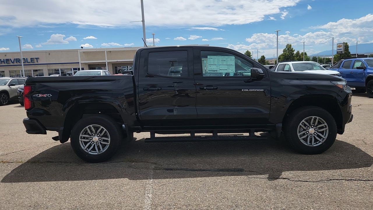 New 2025 Chevrolet Colorado LT w/ LT Convenience Package image 9