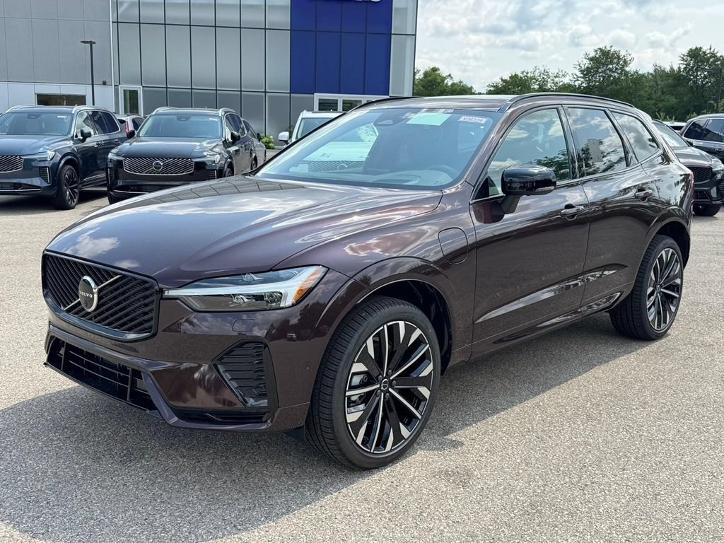 New 2026 Volvo XC60 T8 Ultra w/ Protection Package Premier