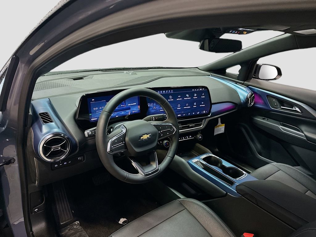 New 2026 Chevrolet Equinox EV LT image 10