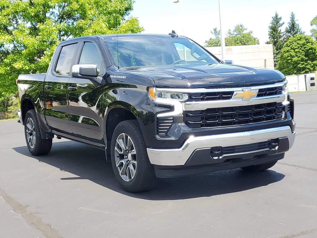 Certified 2024 Chevrolet Silverado 1500 LT AWD/4WD image 2