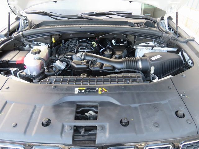 Used 2023 Jeep Grand Cherokee Limited image 18