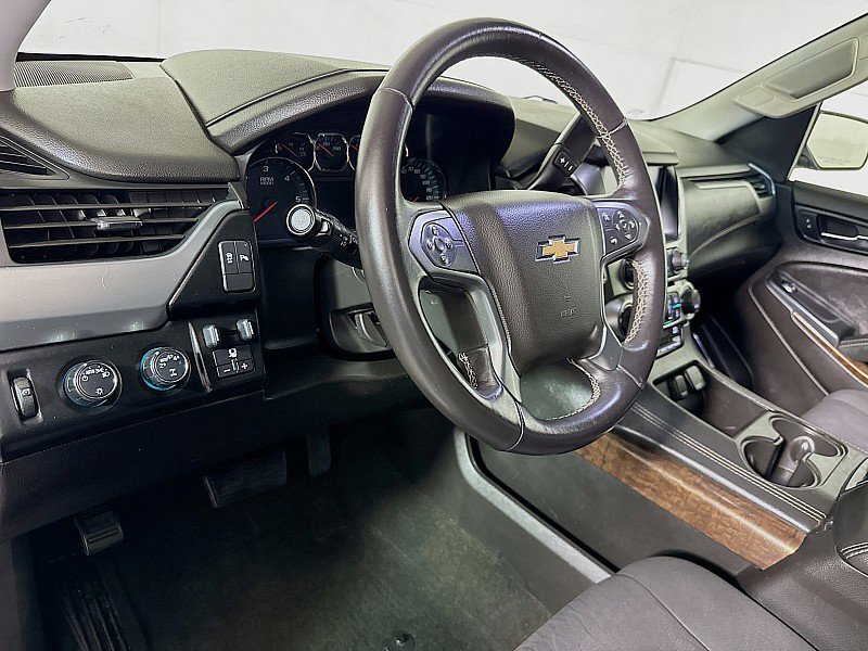 Used 2017 Chevrolet Suburban LS w/ All-Season Package AWD/4WD image 9