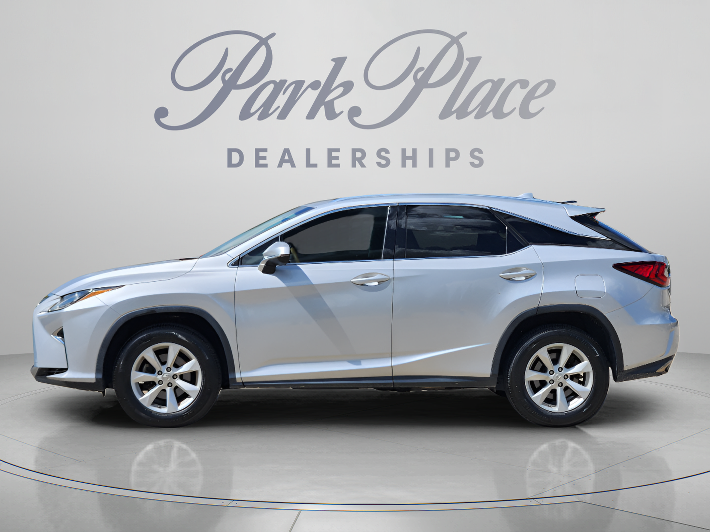 Used 2016 Lexus RX 350 FWD w/ Premium Package image 2
