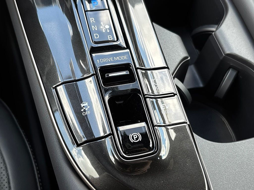 New 2026 Toyota Crown AWD/4WD image 22