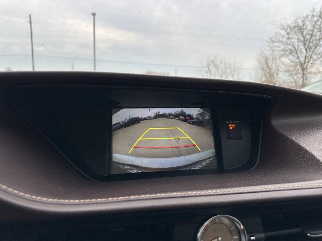 Used 2018 Lexus ES 350 w/ Luxury Package w/Wood Trim image 22