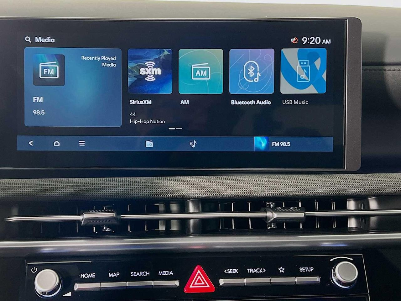 New 2025 Hyundai Santa Cruz Limited image 9